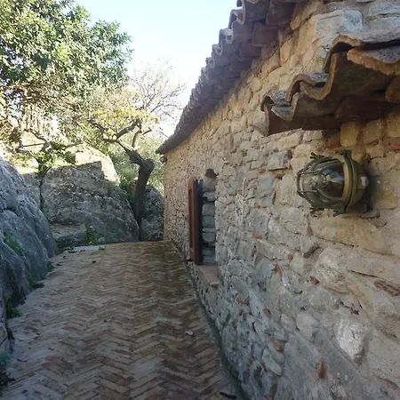 Rocca Del Vento Bed & Breakfast *
