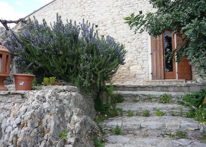 住宿加早餐酒店 Rocca Del Vento San Pantaleone